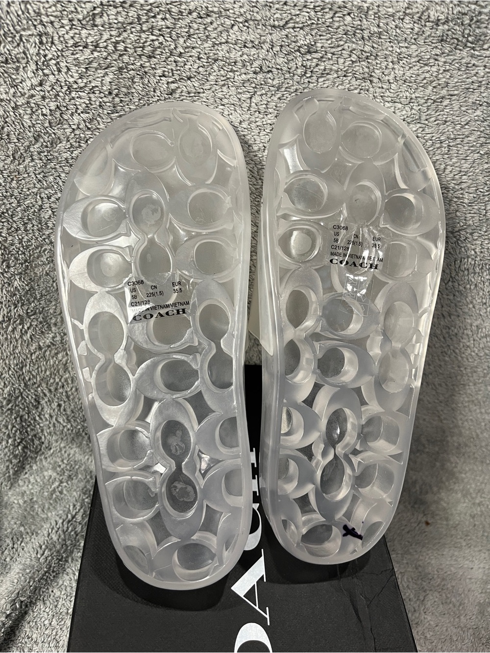 COACH ulyssa clear jelly slides with logo and box womens size 5B - Picture 4 of 7